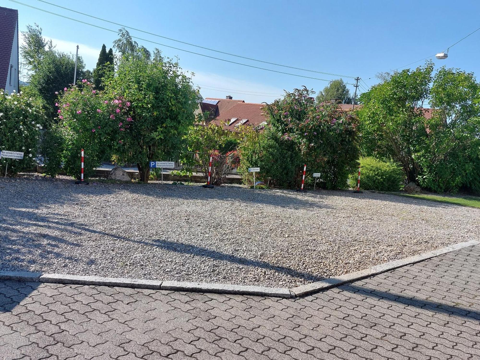 Pension Am Kirchberg Wehringen Exteriör bild