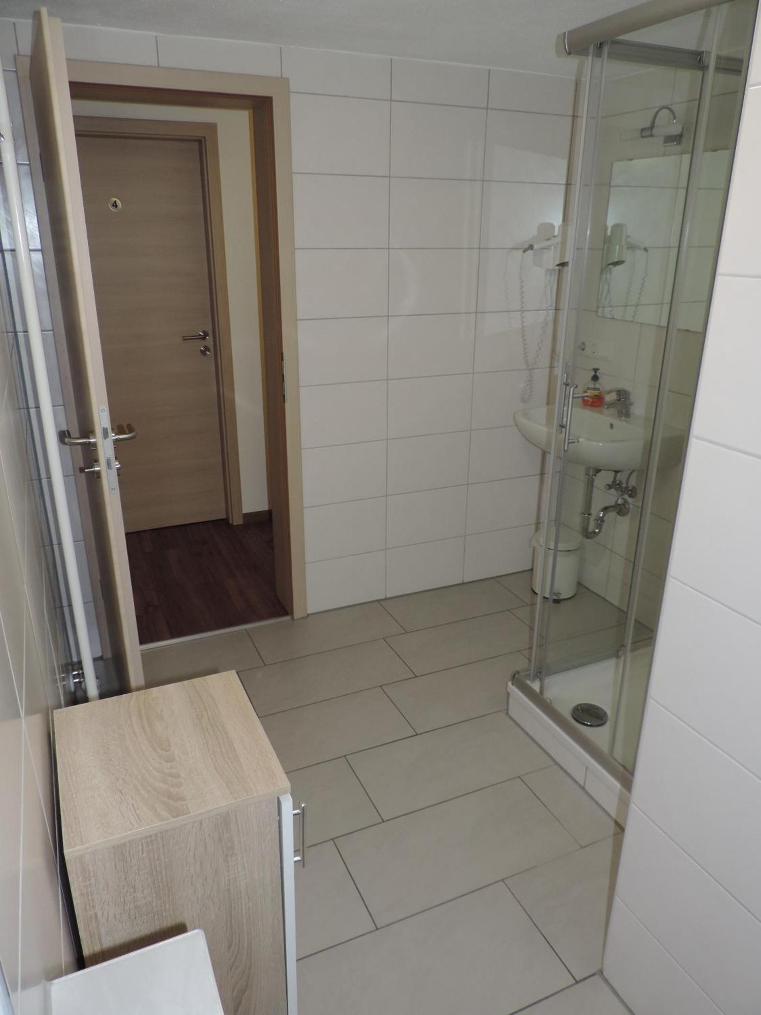 Pension Am Kirchberg Wehringen Exteriör bild